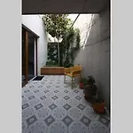 Contemporary House Padna Vakantiehuis