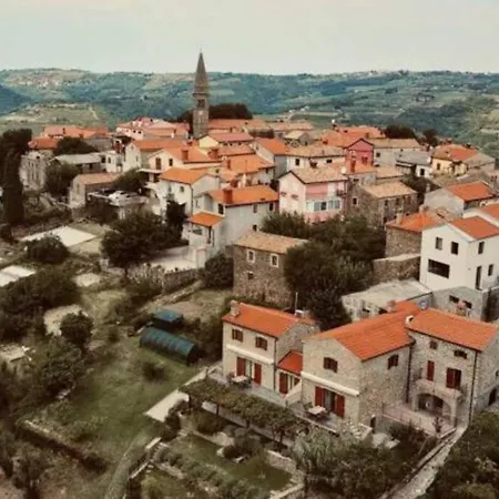 Feriehus Contemporary House Padna