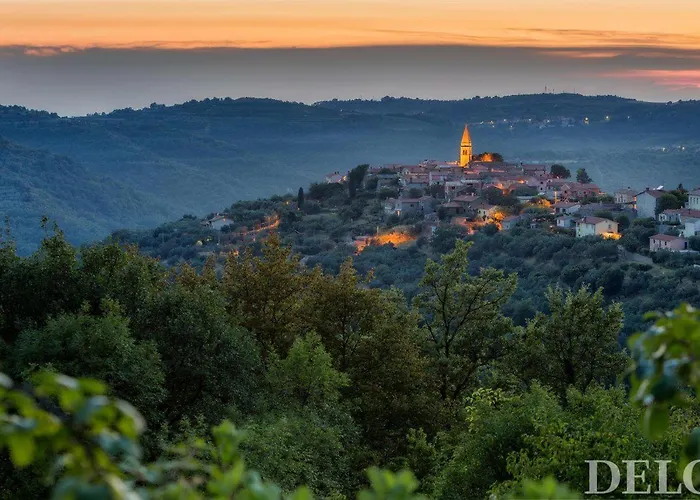 בית נופש Contemporary House Padna